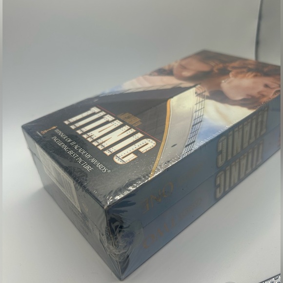 🆕 Titanic Movie 2 VHS box factory Sealed, mint condition, collectors - Picture 3 of 3